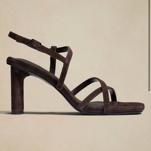 NWT Banana republic sandal size 7